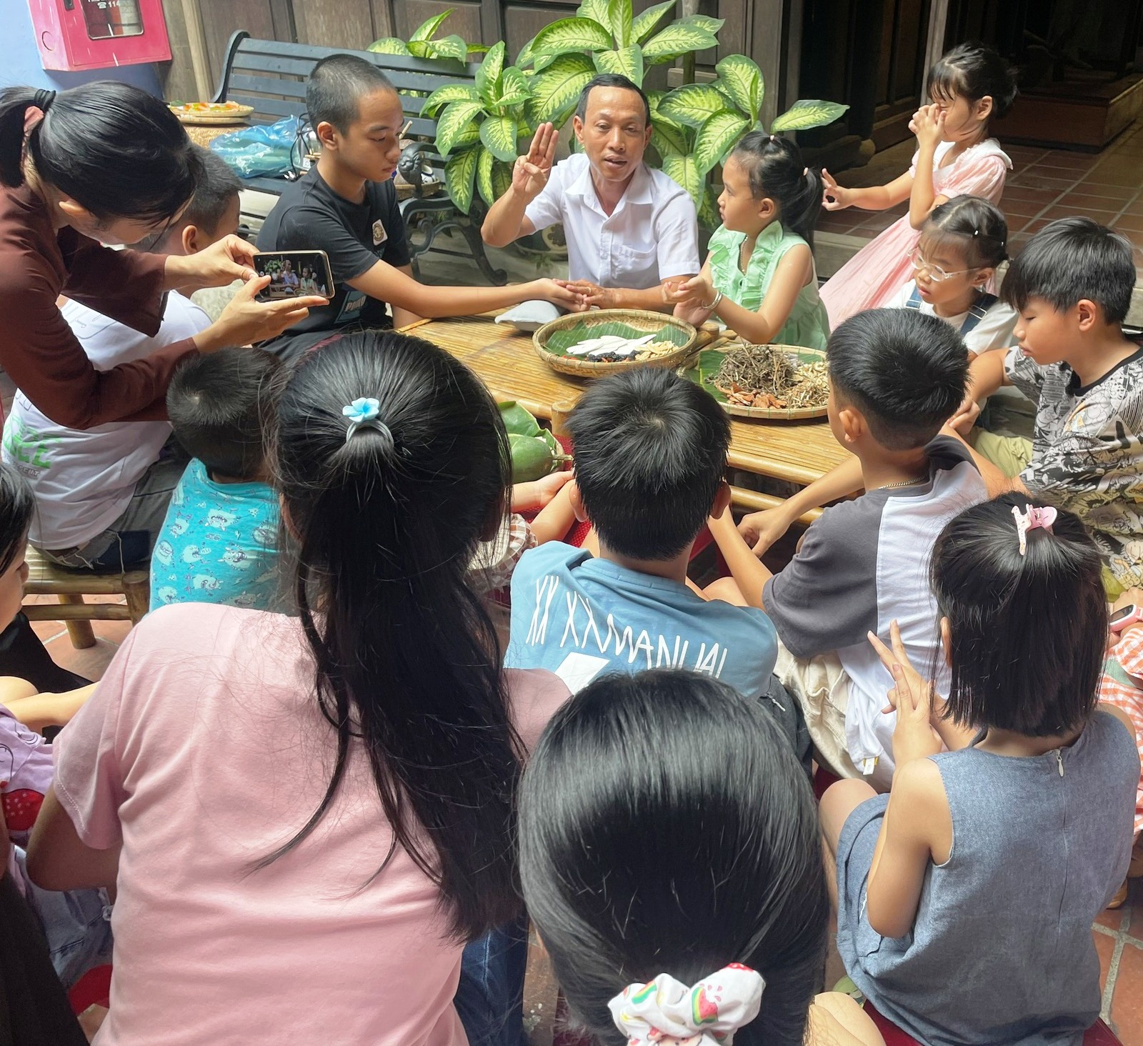 Tổ chức chương trình “Thầy thuốc nhỏ tuổi” tại Bảo tàng Nghề Y truyền thống Hội An